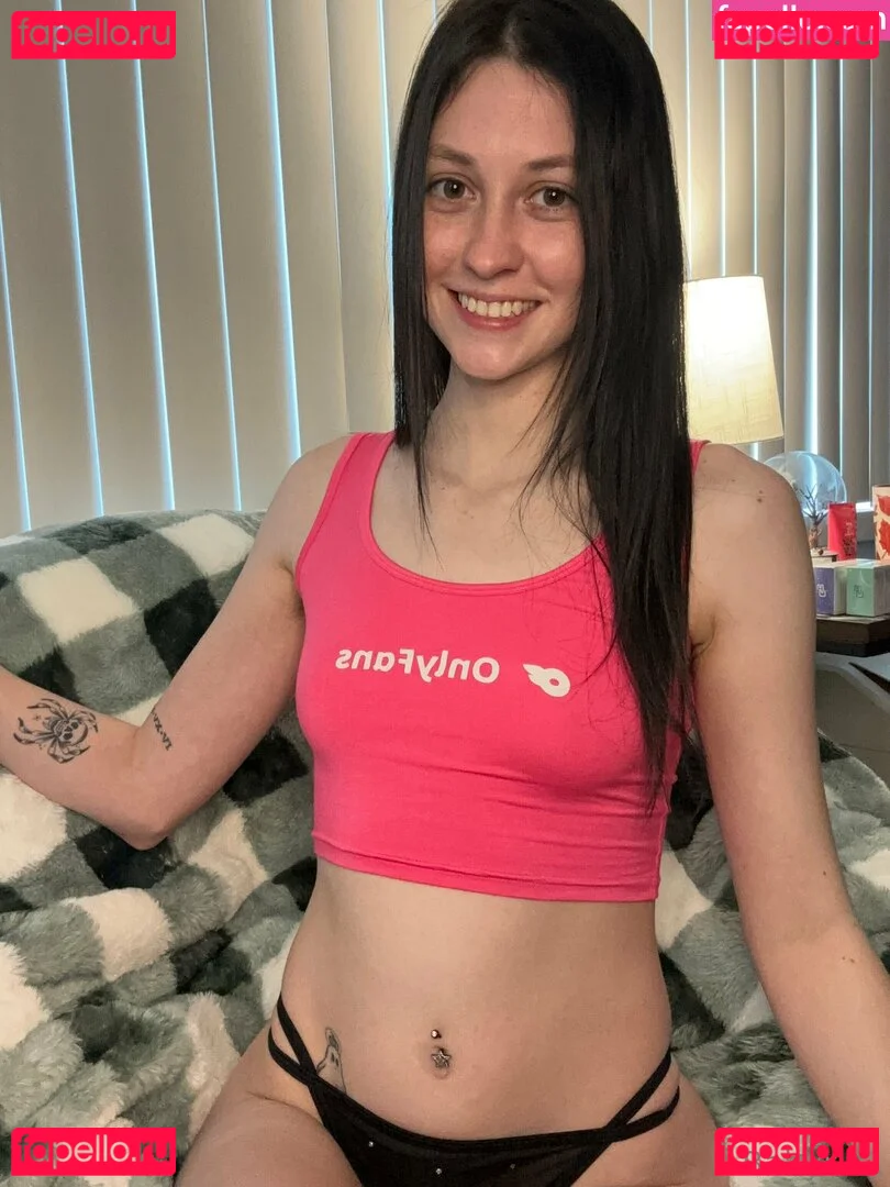 BabyRiv Onlyfans Photo Gallery 