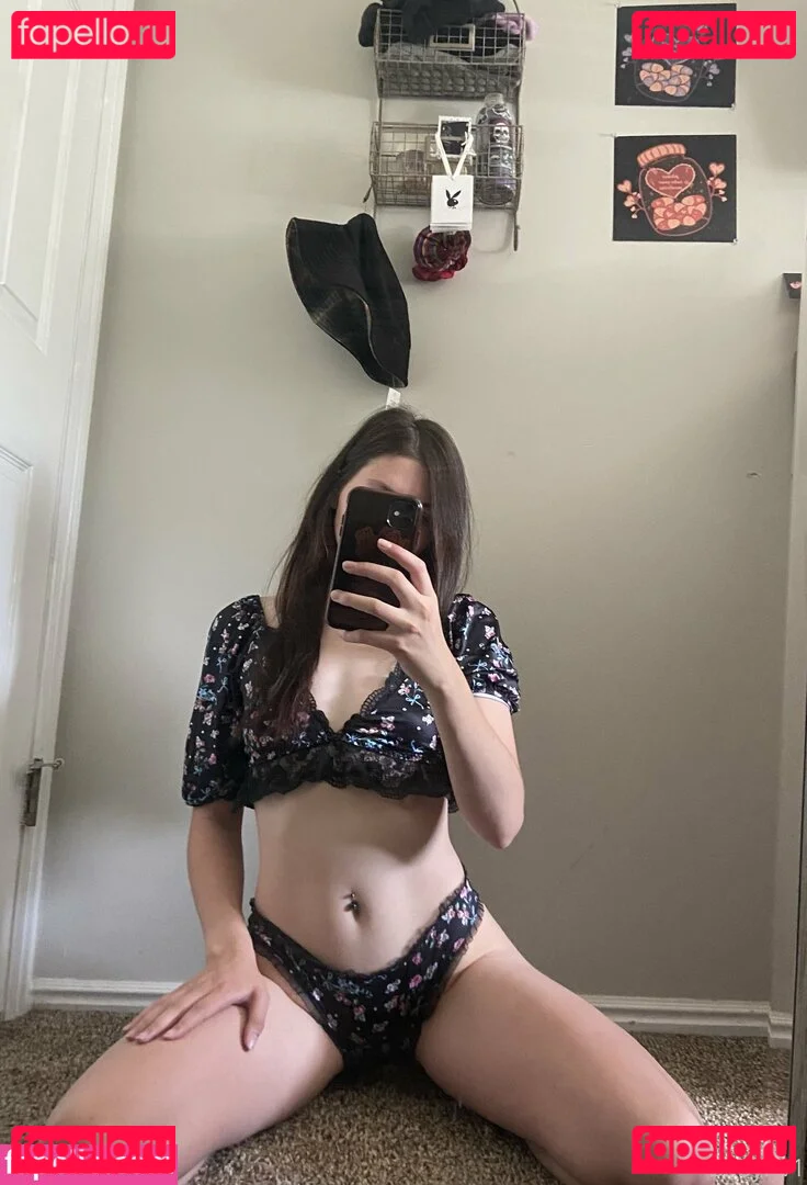 BabyRiv Onlyfans Photo Gallery 