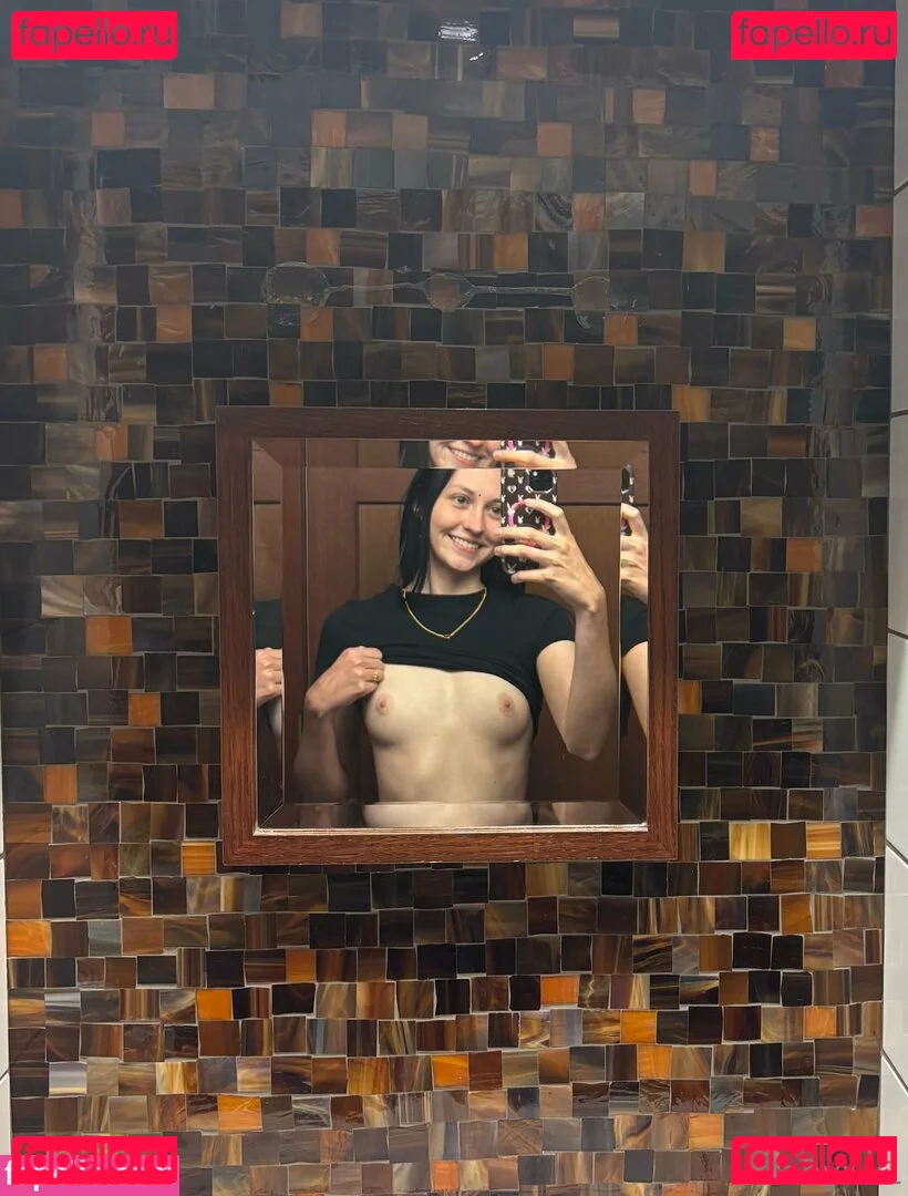 BabyRiv Onlyfans Photo Gallery 