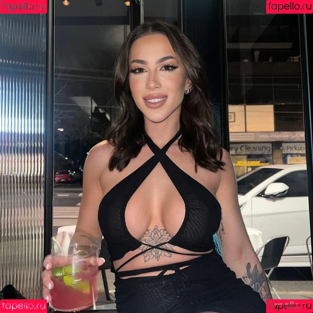 Chloe Michelle Onlyfans Photo Gallery 