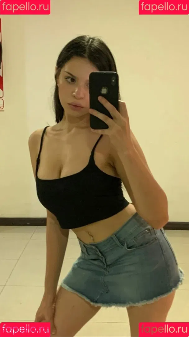 Nosoyluksi Onlyfans Photo Gallery 
