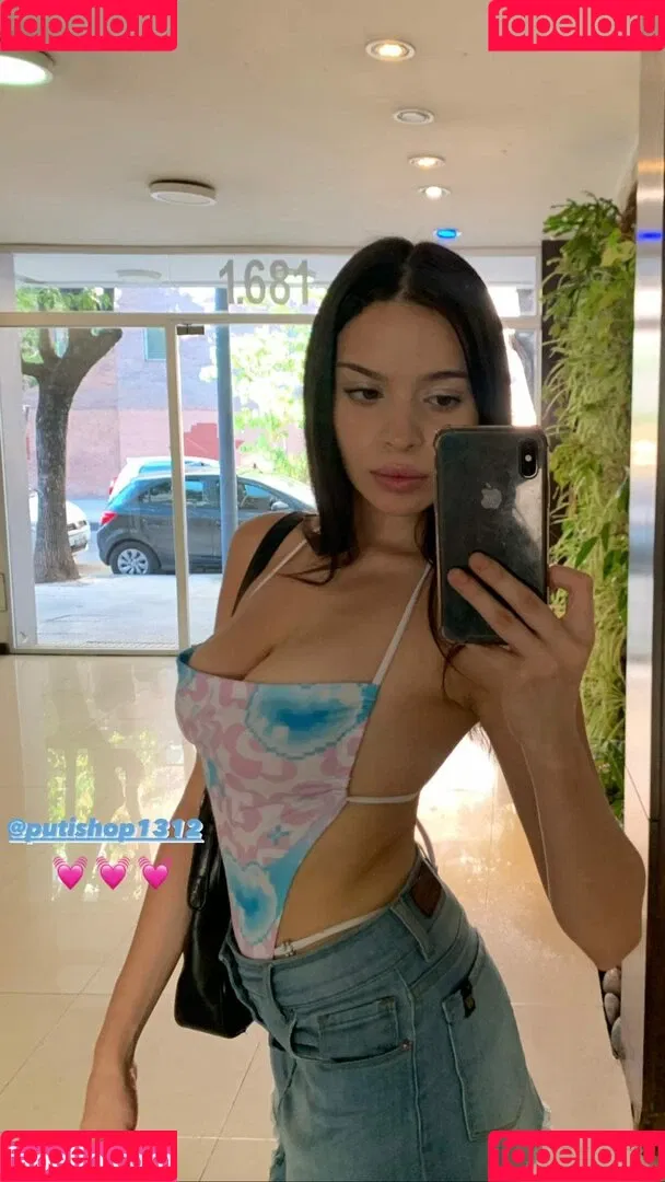 Nosoyluksi Onlyfans Photo Gallery 