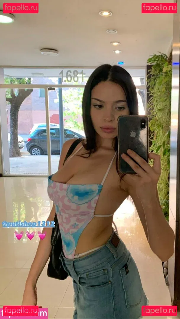 Nosoyluksi Onlyfans Photo Gallery 