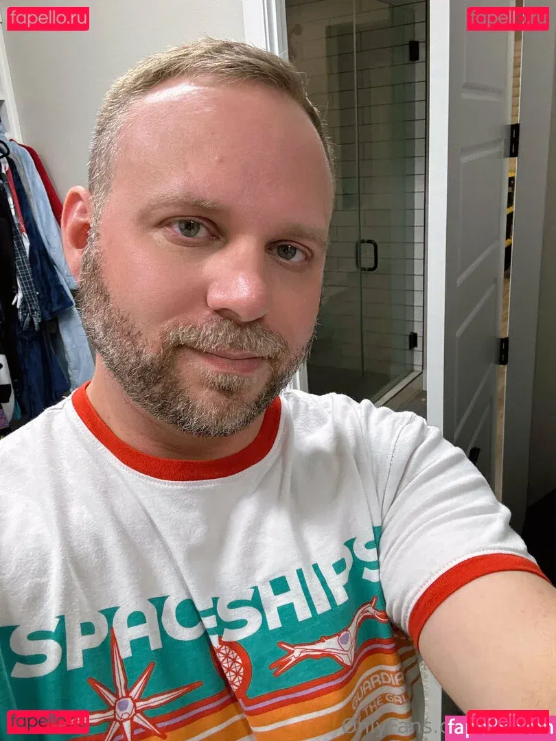 varrex Onlyfans Photo Gallery 