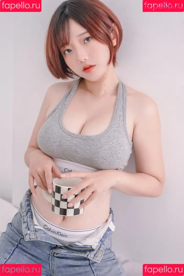Messie Huang Onlyfans Photo Gallery 