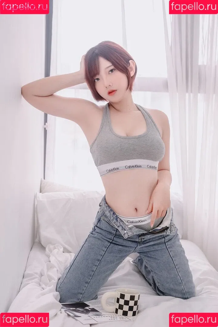 Messie Huang Onlyfans Photo Gallery 