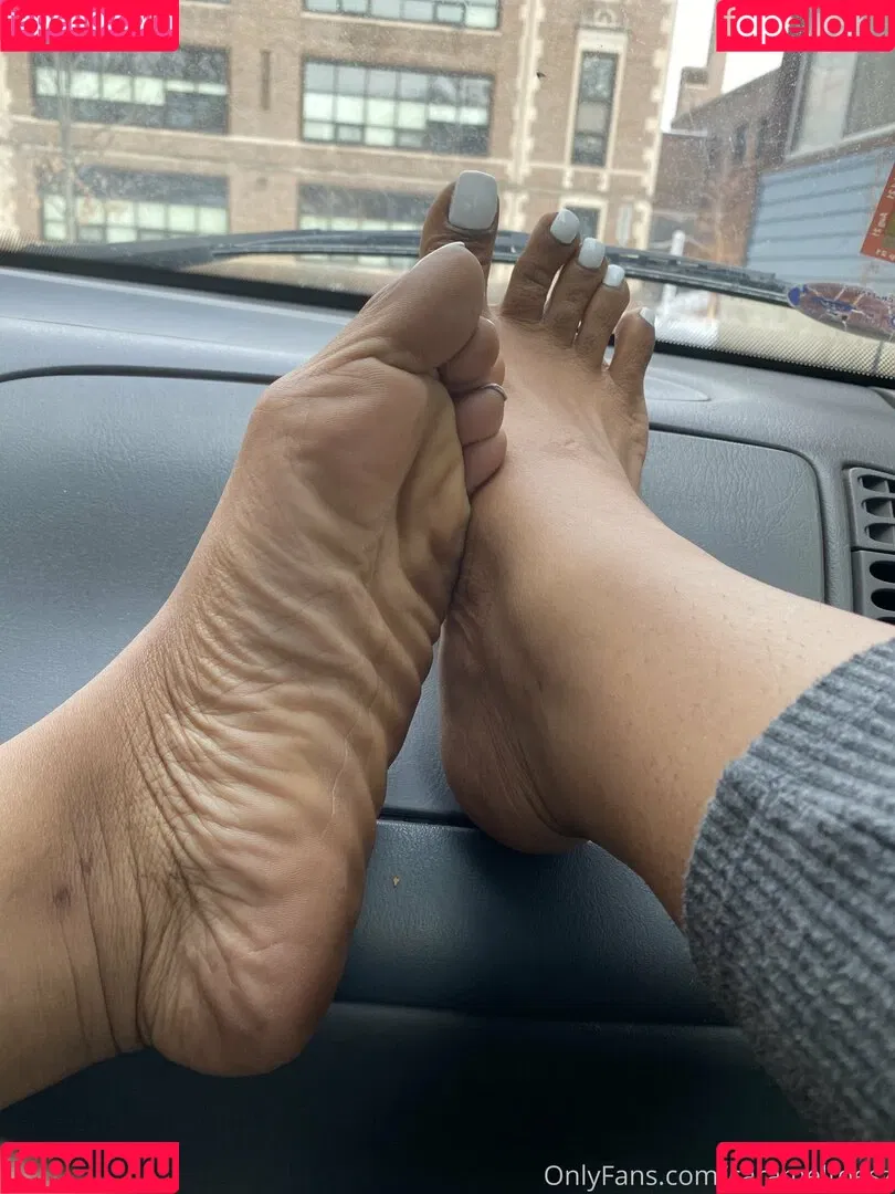 Carameltoesz Onlyfans Photo Gallery 