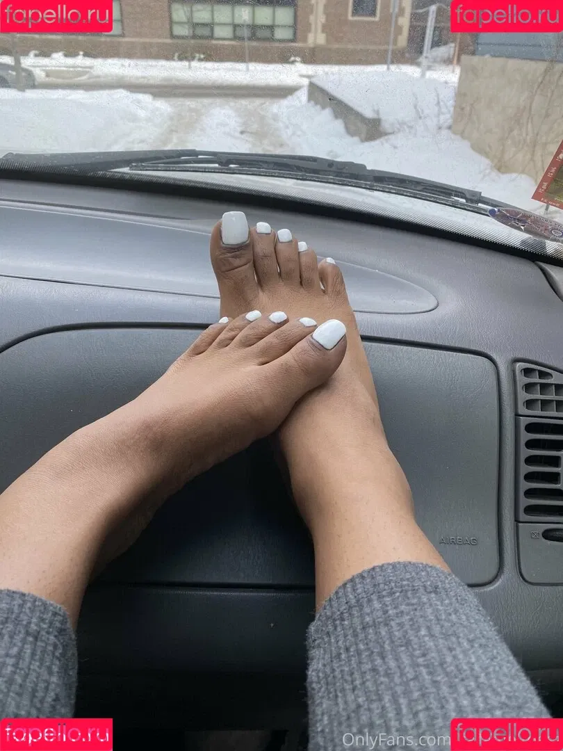 Carameltoesz Onlyfans Photo Gallery 