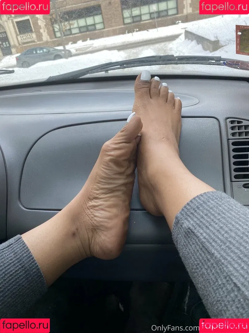 Carameltoesz Onlyfans Photo Gallery 