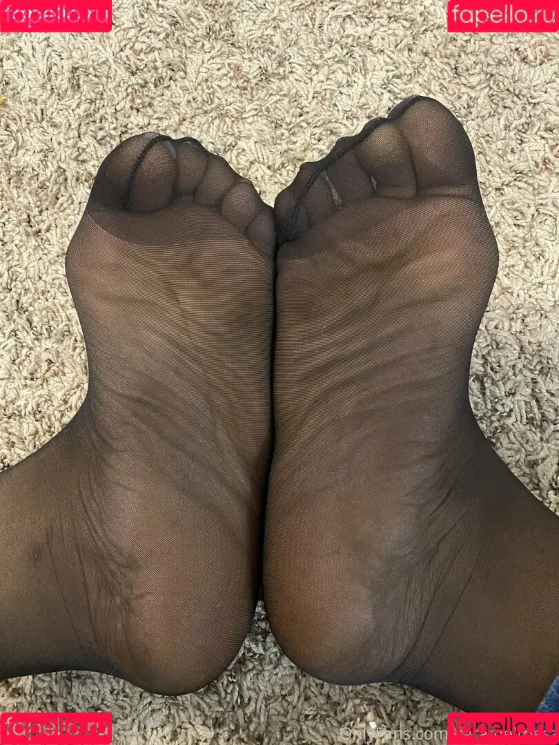 Carameltoesz Onlyfans Photo Gallery 