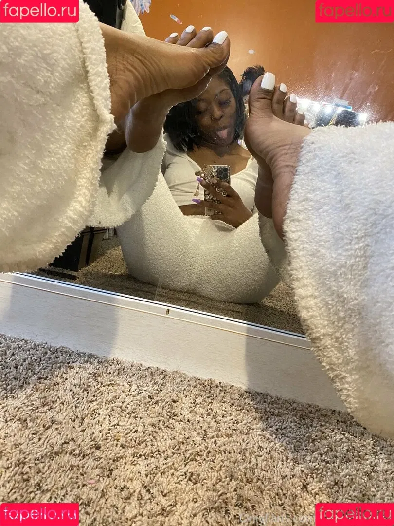 Carameltoesz Onlyfans Photo Gallery 
