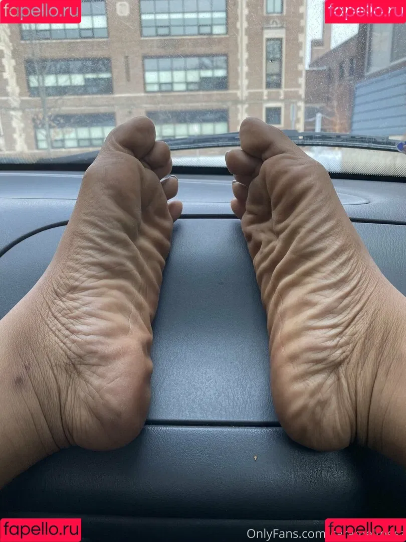 Carameltoesz Onlyfans Photo Gallery 