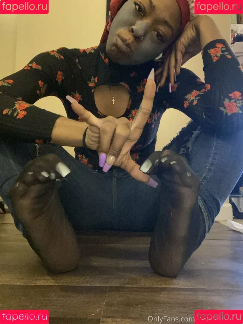 Carameltoesz Onlyfans Photo Gallery 