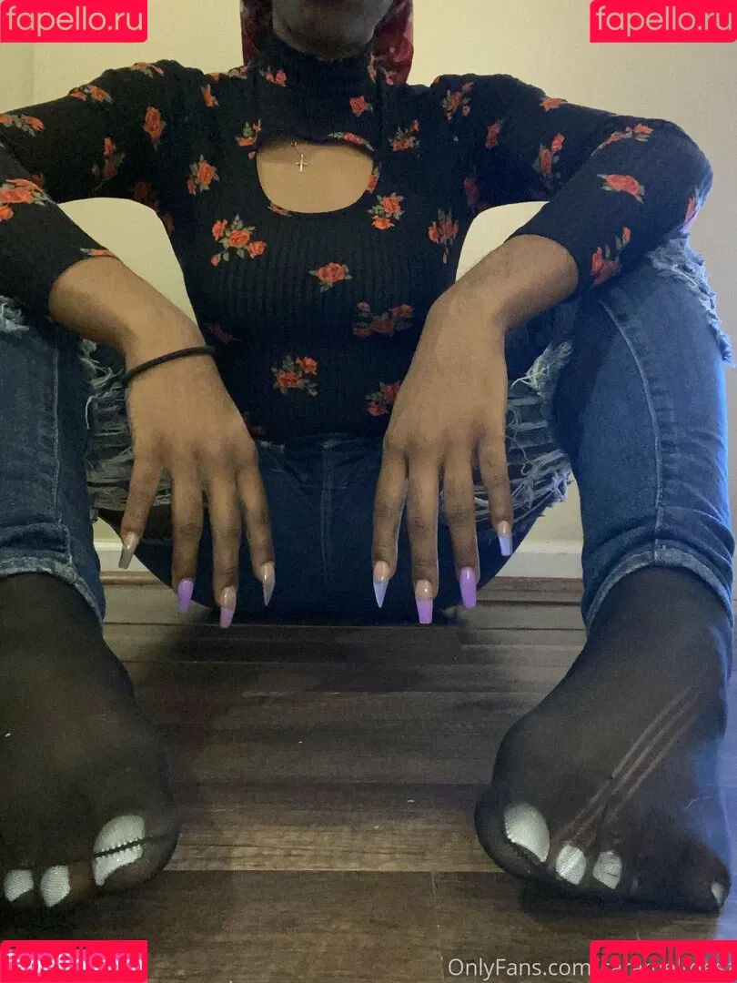 Carameltoesz Onlyfans Photo Gallery 