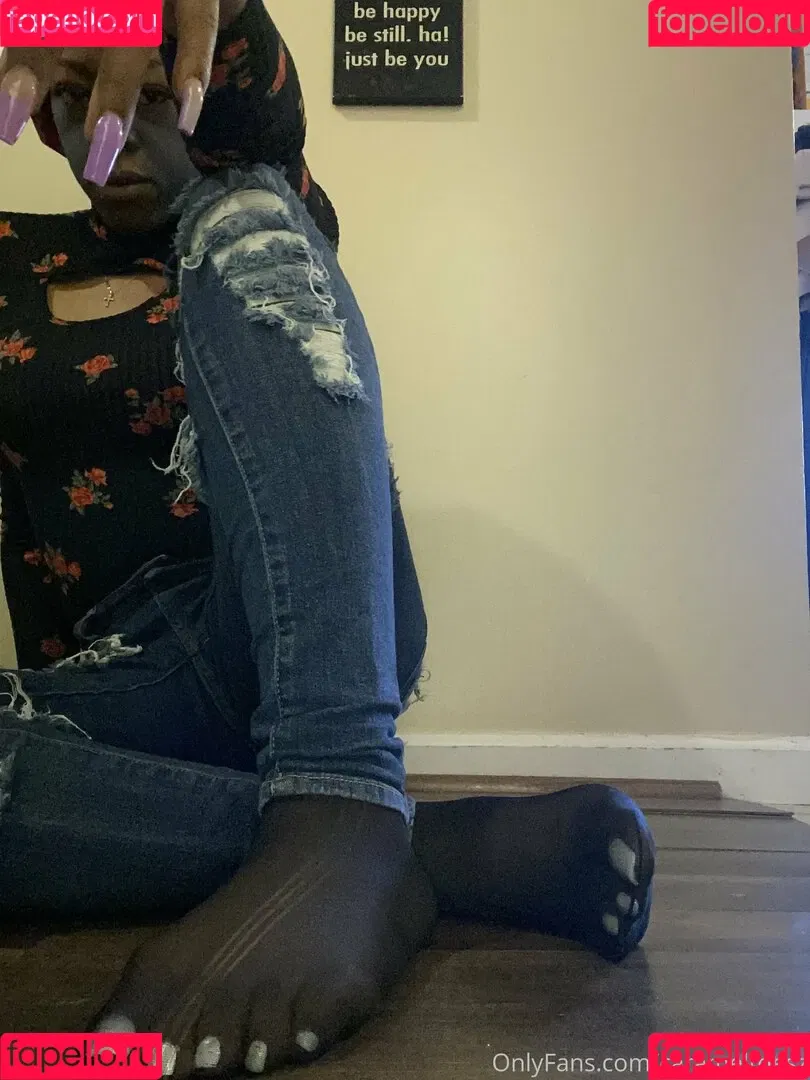 Carameltoesz Onlyfans Photo Gallery 
