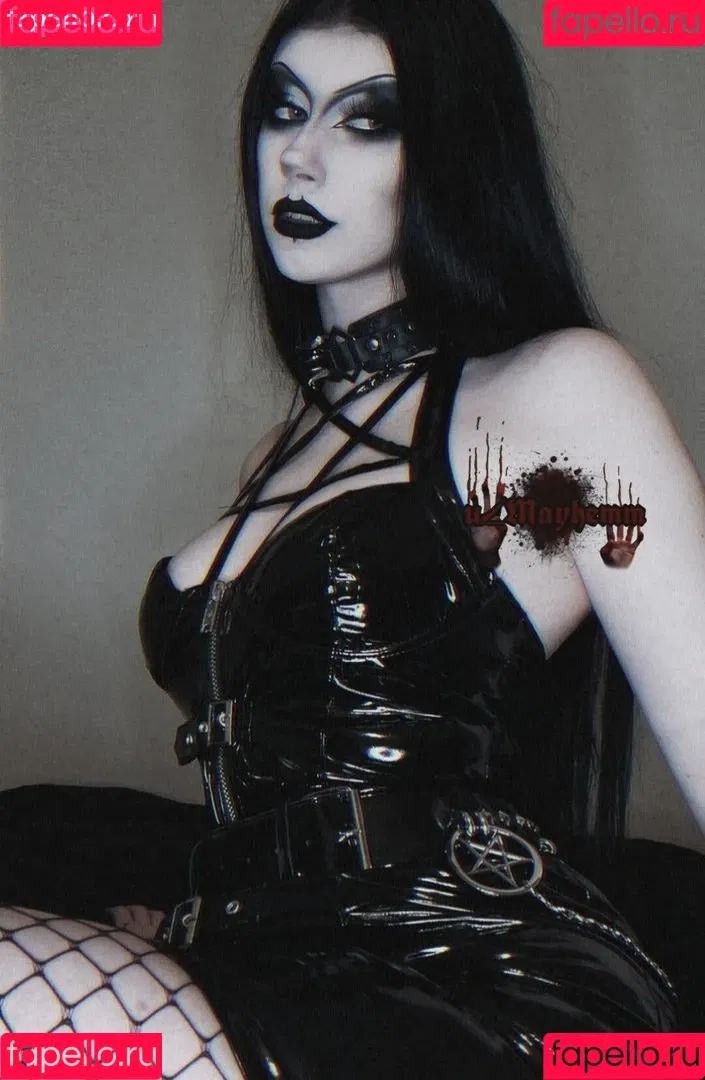 May Hemm Onlyfans Photo Gallery 