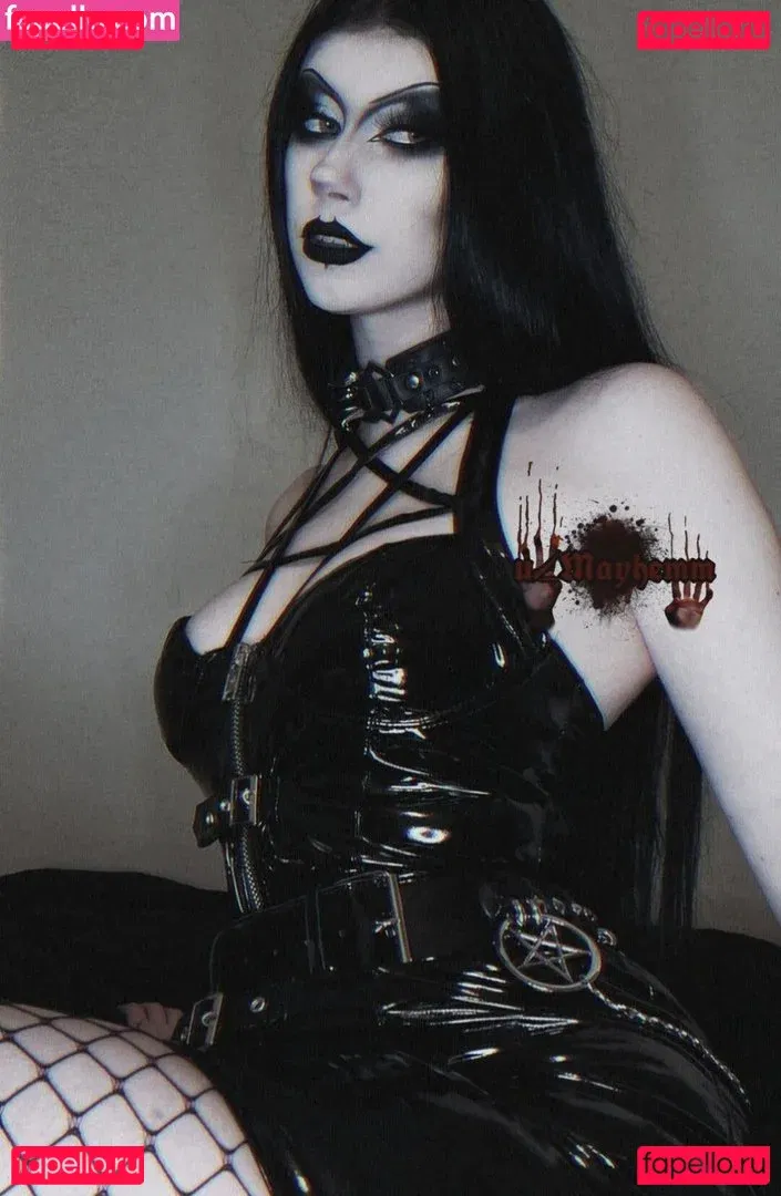 May Hemm Onlyfans Photo Gallery 