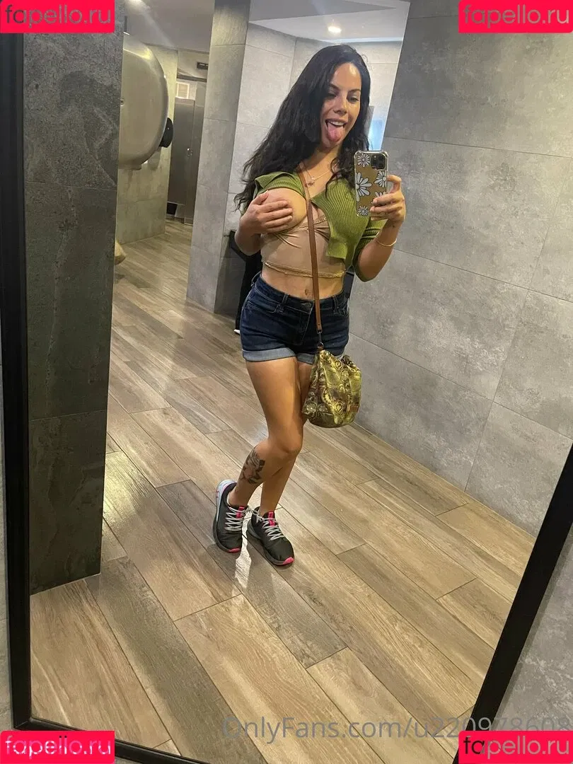 lizbethoficial Onlyfans Photo Gallery 