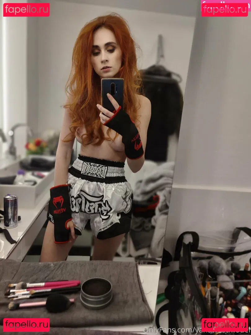 Yana West Onlyfans Photo Gallery 