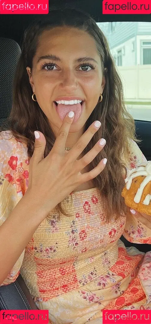 Reneé Maudlena Noe Onlyfans Photo Gallery 