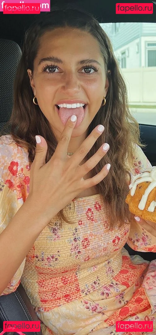 Reneé Maudlena Noe Onlyfans Photo Gallery 