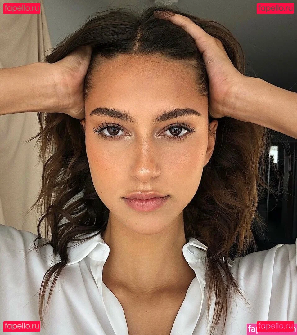 Reneé Maudlena Noe Onlyfans Photo Gallery 