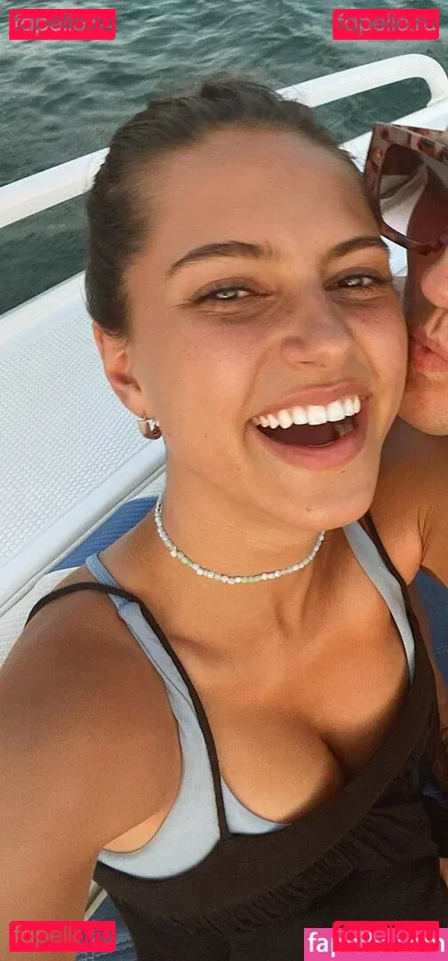 Reneé Maudlena Noe Onlyfans Photo Gallery 