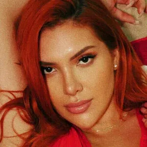 Nicol Savage Onlyfans Photo Gallery 