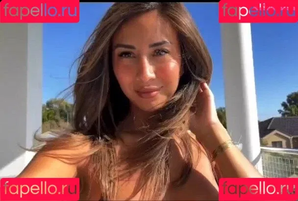 Bernadette Seno Onlyfans Photo Gallery 