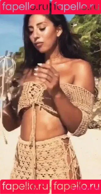 Bernadette Seno Onlyfans Photo Gallery 