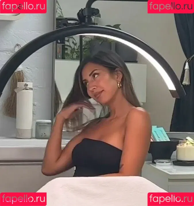 Bernadette Seno Onlyfans Photo Gallery 