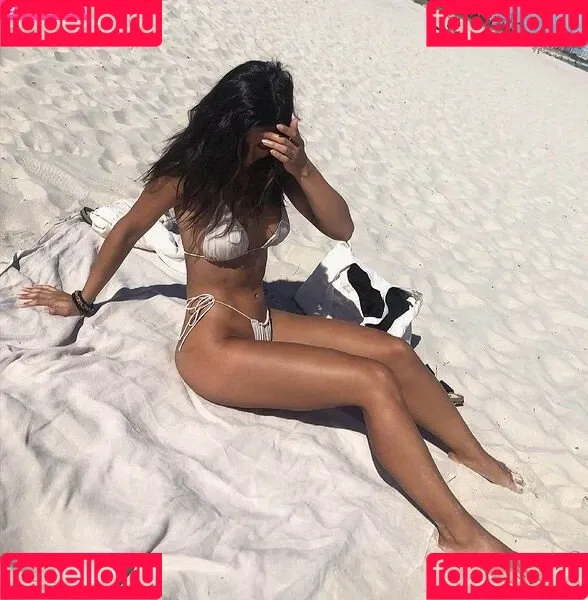 Bernadette Seno Onlyfans Photo Gallery 
