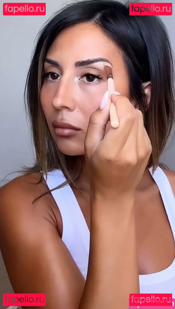 Bernadette Seno Onlyfans Photo Gallery 