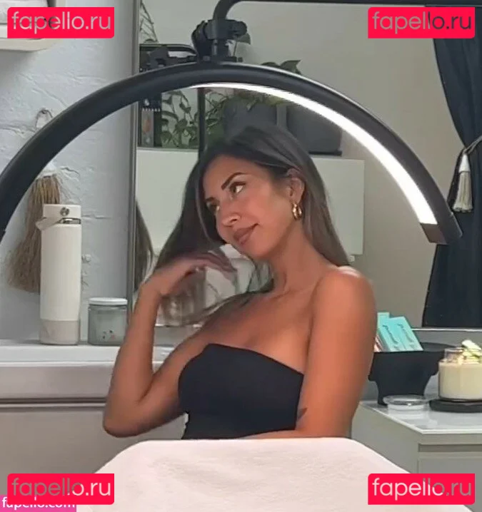 Bernadette Seno Onlyfans Photo Gallery 