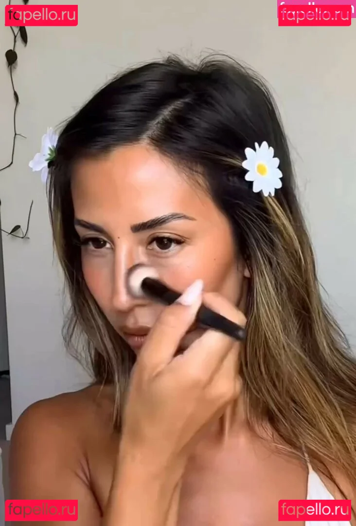 Bernadette Seno Onlyfans Photo Gallery 