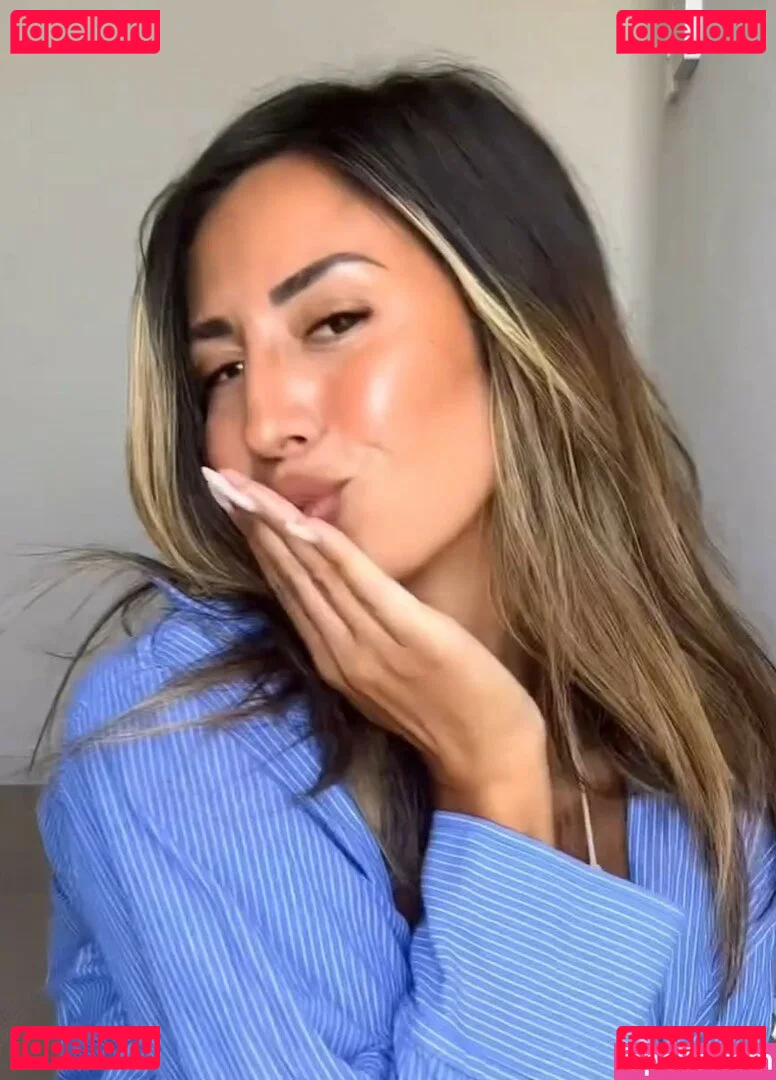 Bernadette Seno Onlyfans Photo Gallery 