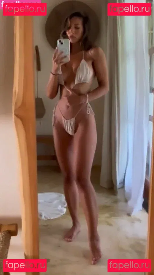 Bernadette Seno Onlyfans Photo Gallery 