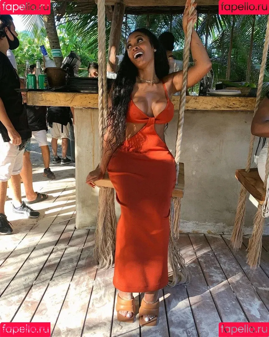 Miracle Watts Onlyfans Photo Gallery 