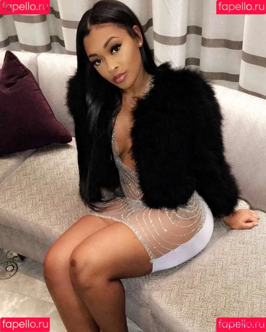 Miracle Watts Onlyfans Photo Gallery 