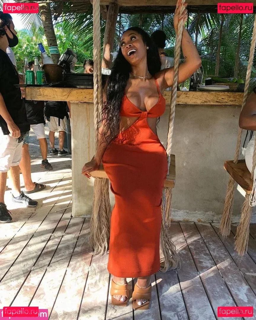 Miracle Watts Onlyfans Photo Gallery 