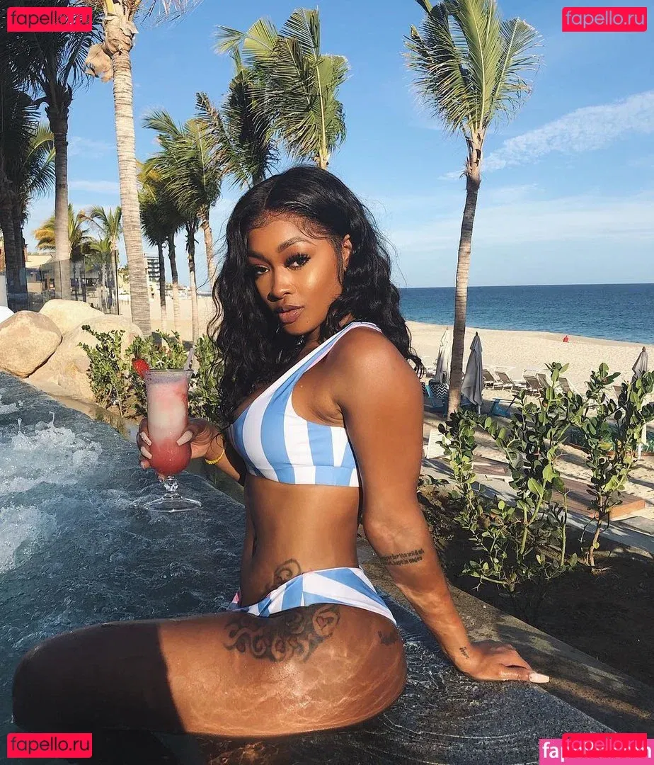 Miracle Watts Onlyfans Photo Gallery 