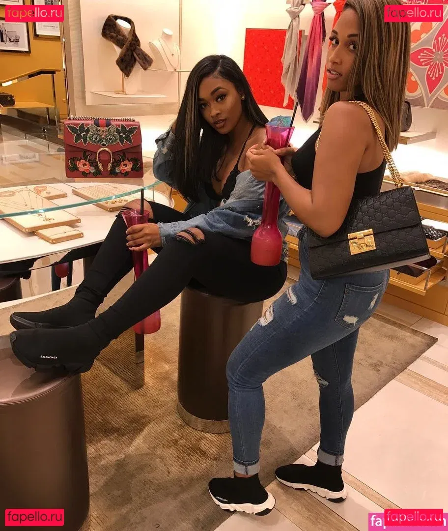 Miracle Watts Onlyfans Photo Gallery 