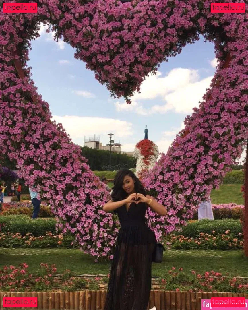 Miracle Watts Onlyfans Photo Gallery 