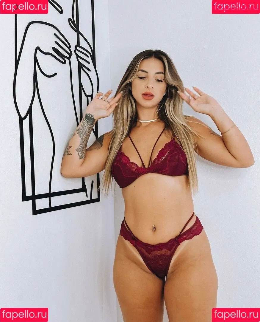Stefany Goebel Onlyfans Photo Gallery 
