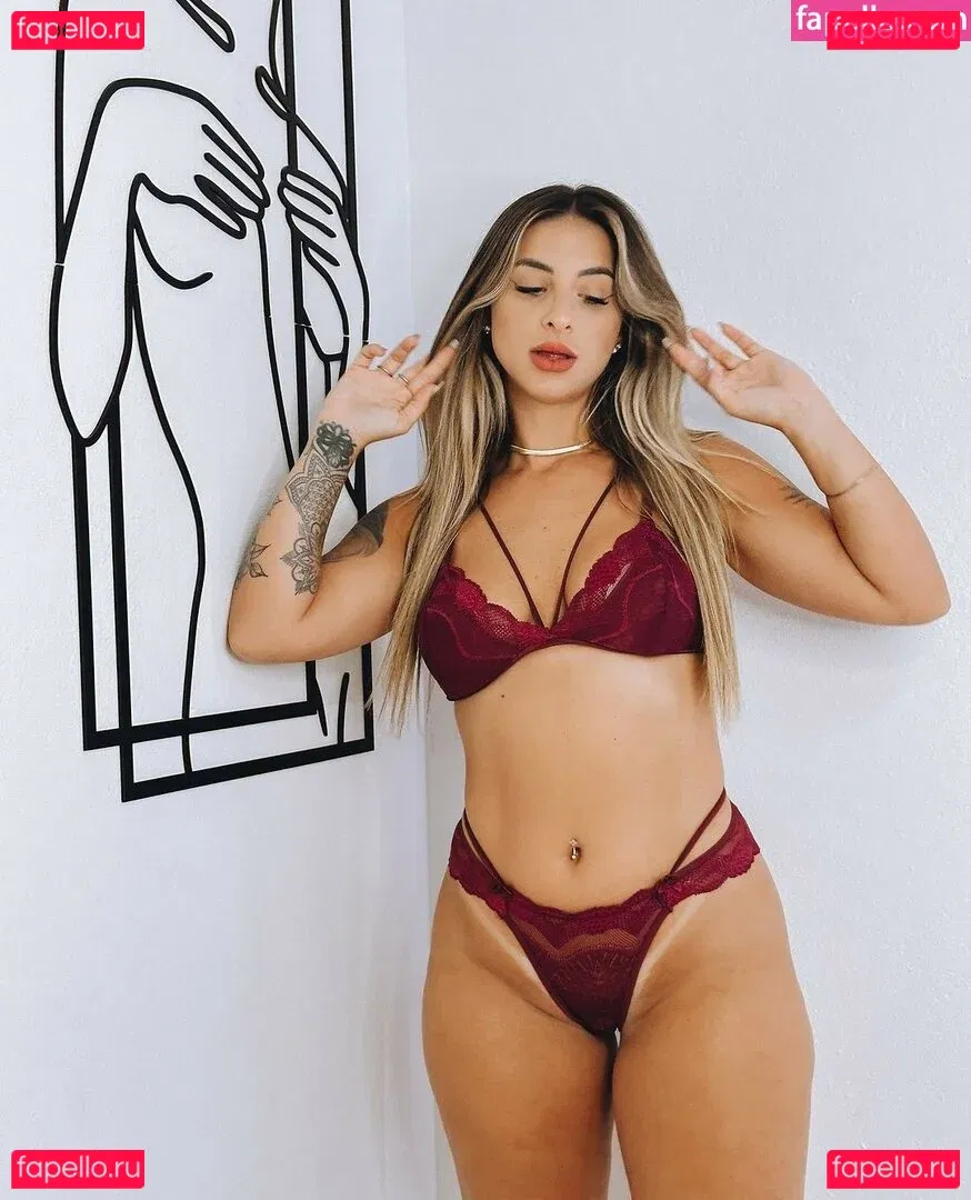 Stefany Goebel Onlyfans Photo Gallery 