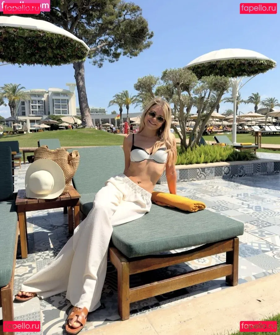 Sarah Wiese Onlyfans Photo Gallery 