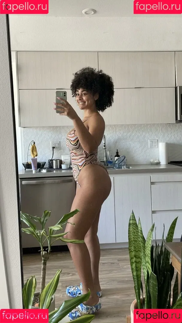 Raina Morris Onlyfans Photo Gallery 