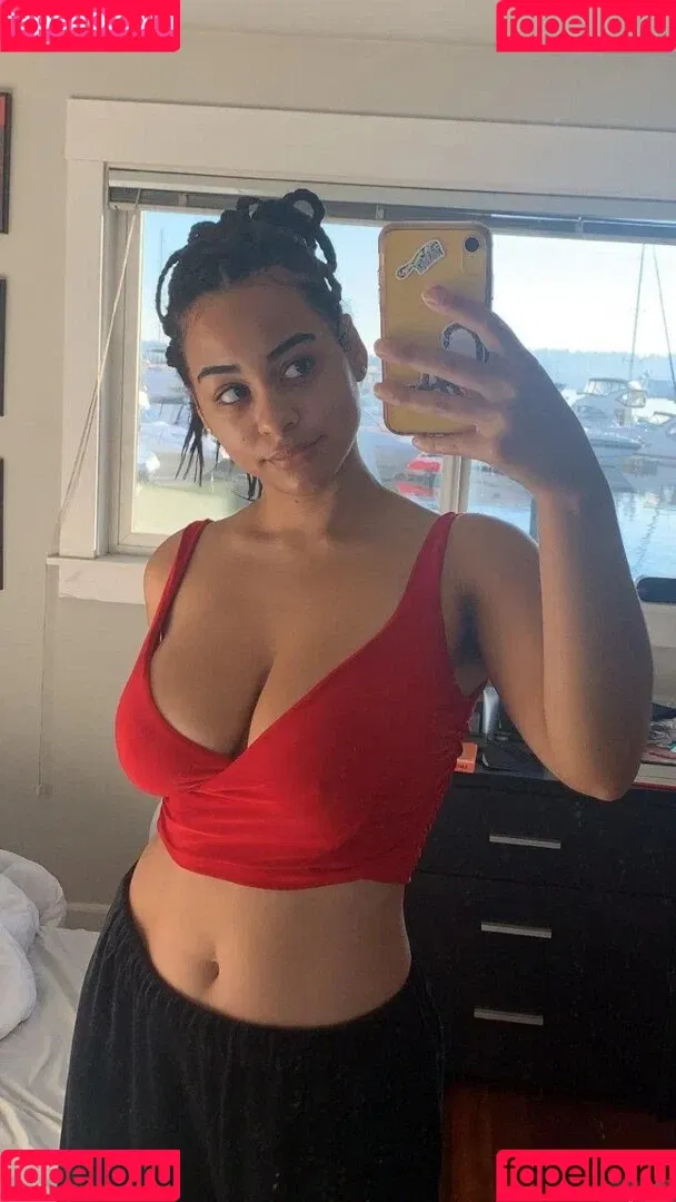 Raina Morris Onlyfans Photo Gallery 