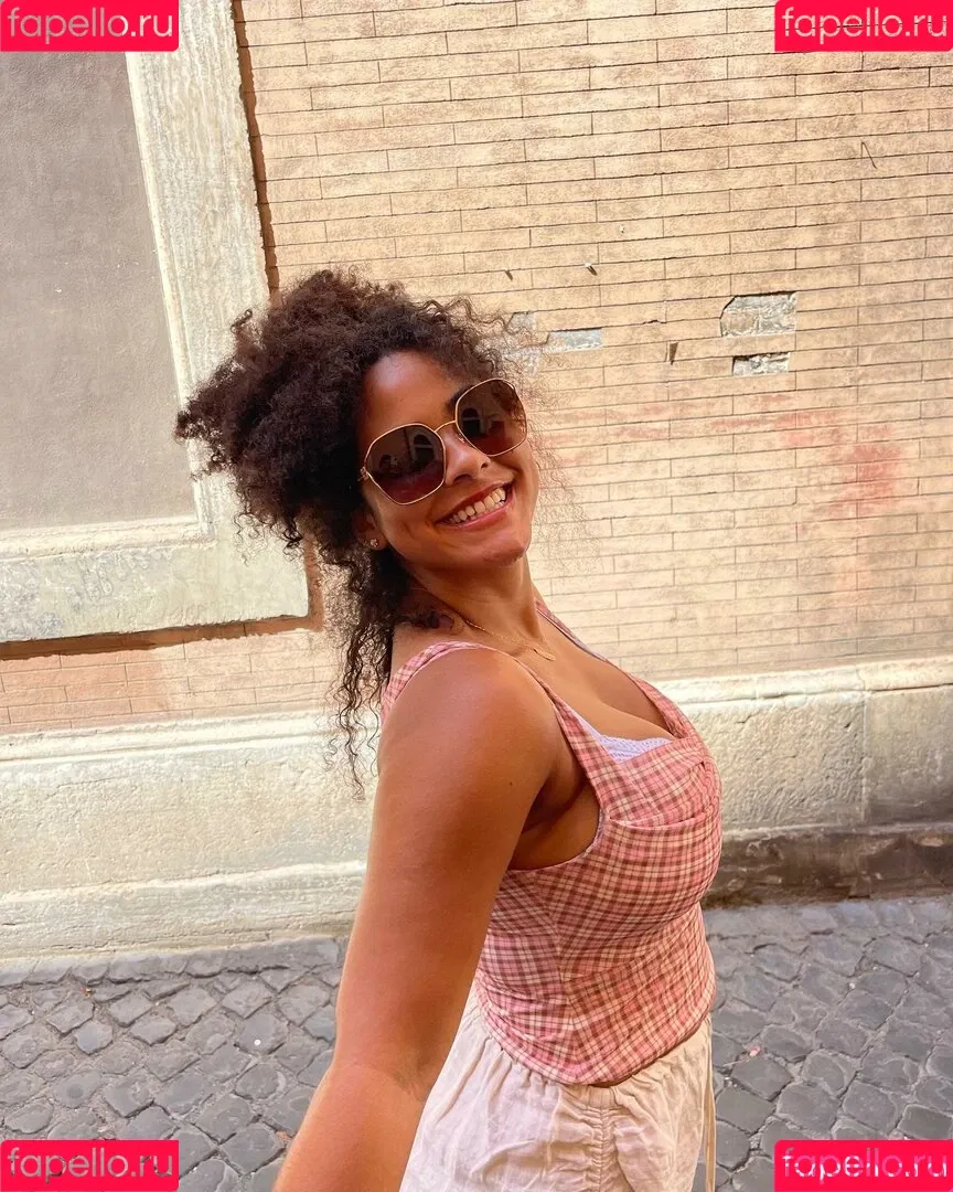 Raina Morris Onlyfans Photo Gallery 