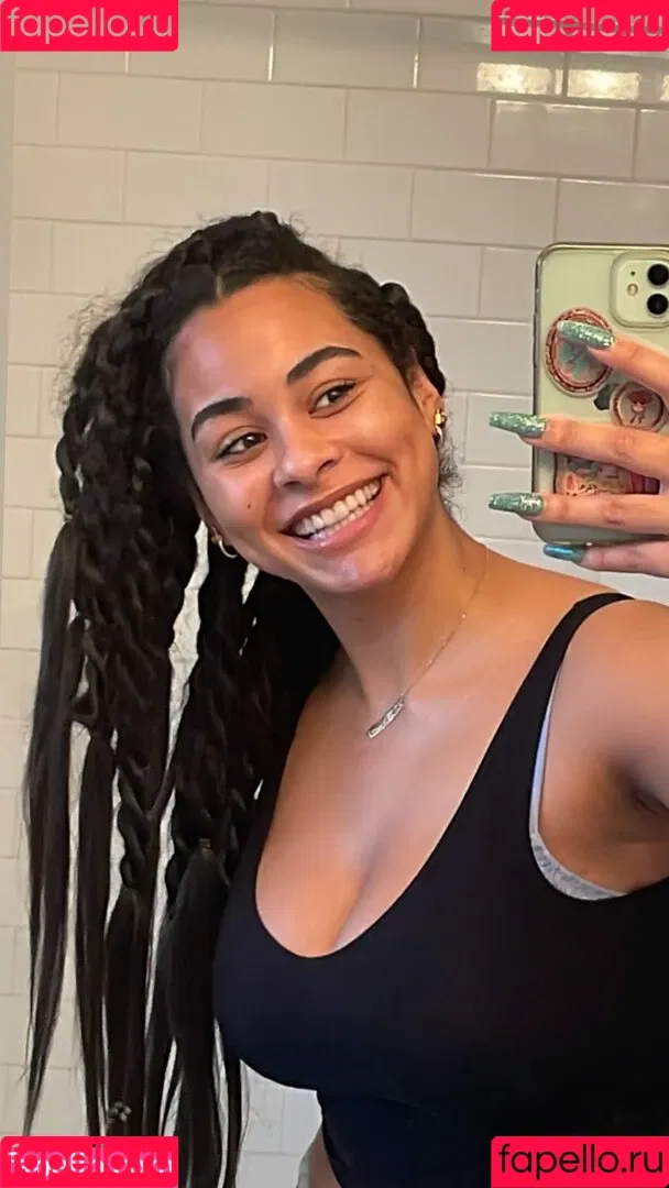 Raina Morris Onlyfans Photo Gallery 